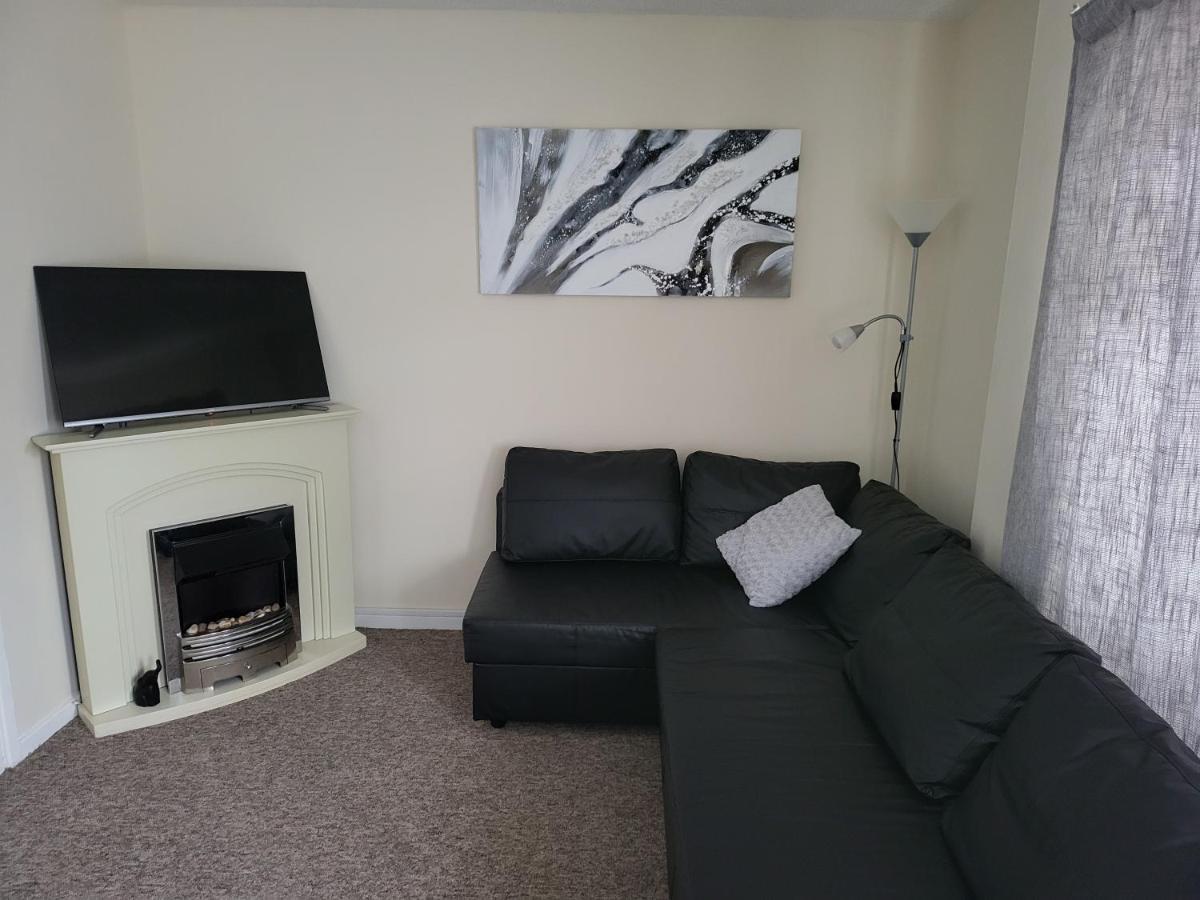 Sandy Beach Hill View Apartment برين المظهر الخارجي الصورة