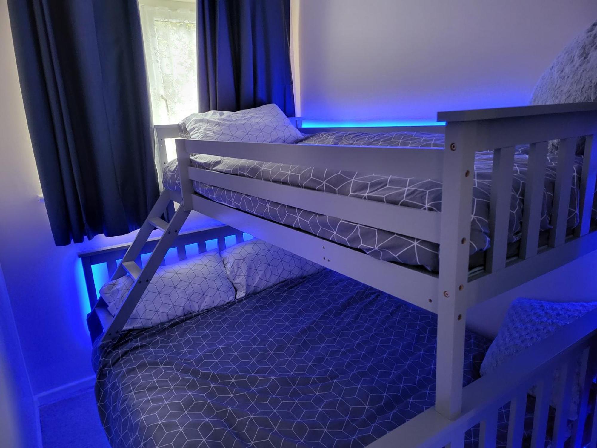 Sandy Beach Hill View Apartment برين المظهر الخارجي الصورة